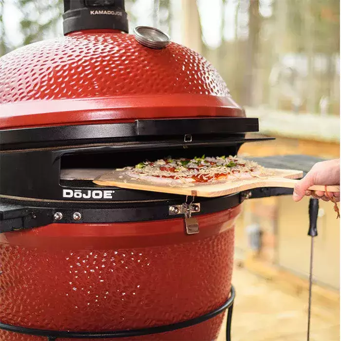 Pala ligera de madera Kamado Joe para servir y emplatar pizza